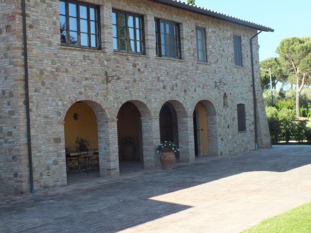 Agriturismo Wine Casale Villa Chiara Torgiano Exterior photo